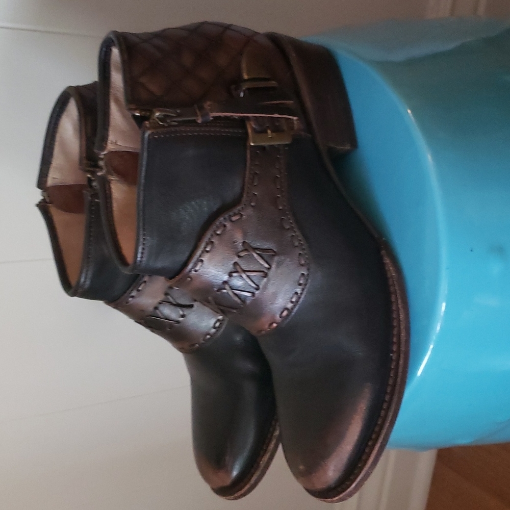 Freebird by Steven Grand, black size 9
